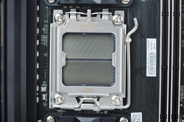 华为MatePad Air Z核心配置公布:12英寸2.8K屏 最高搭载麒麟T93S芯片